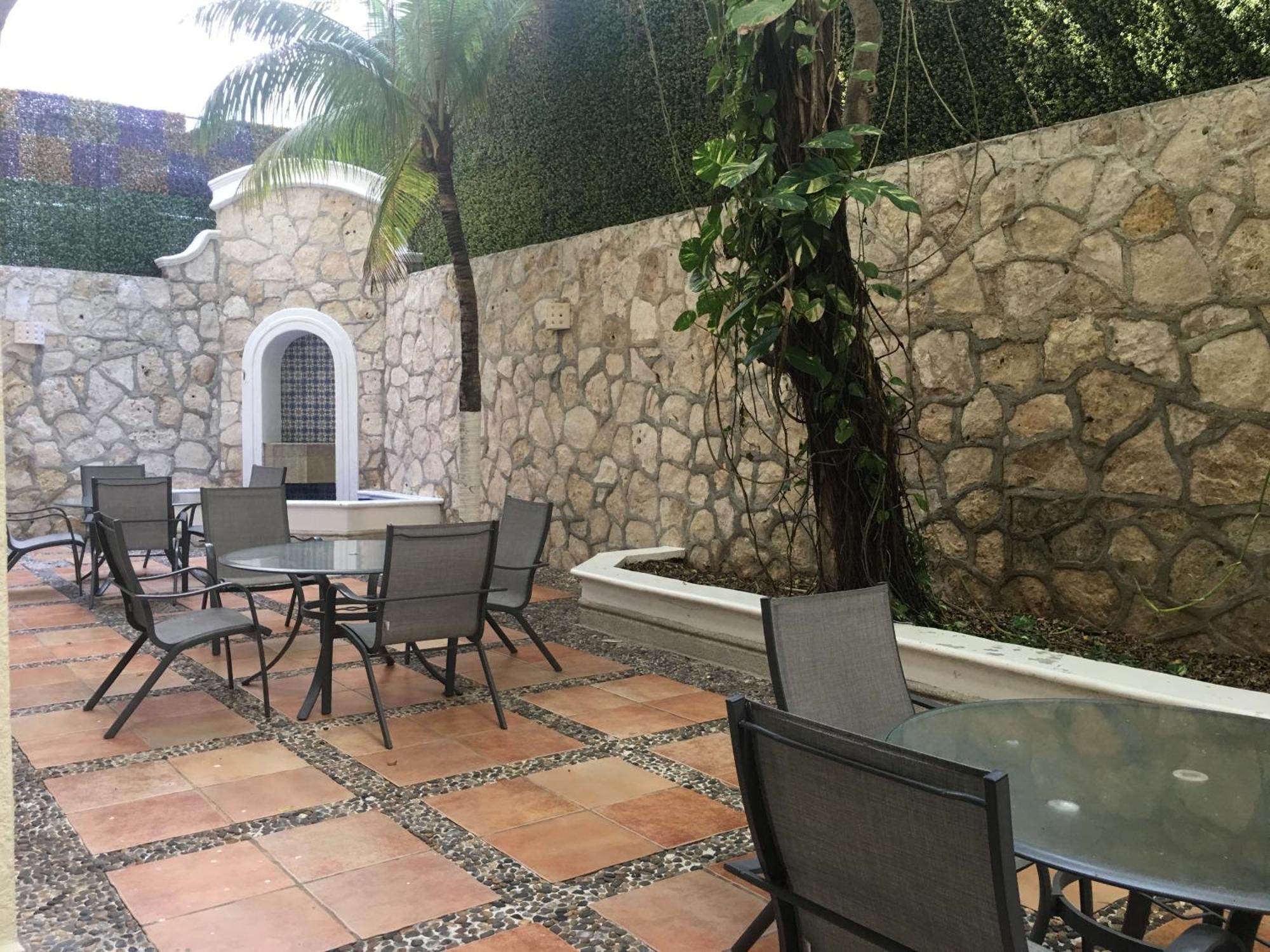 Plaza Mexico Apartment
